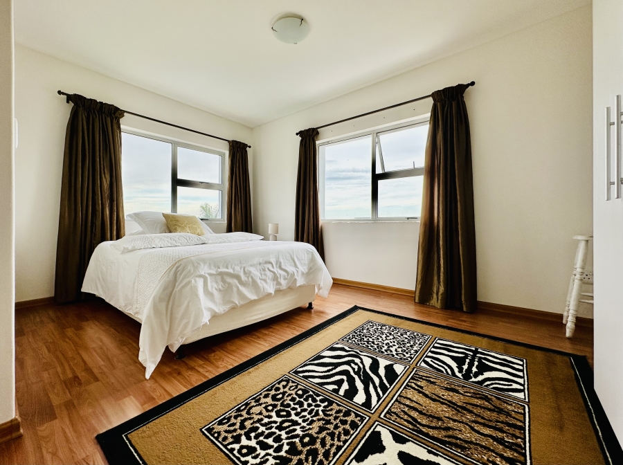 5 Bedroom Property for Sale in Vermont Western Cape